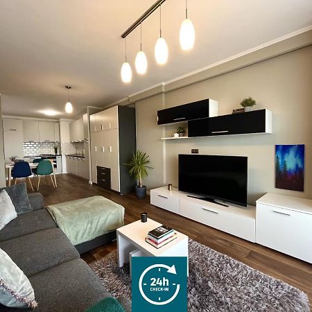 Otium Apartment คลูจ-นาโปกา ภายนอก รูปภาพ