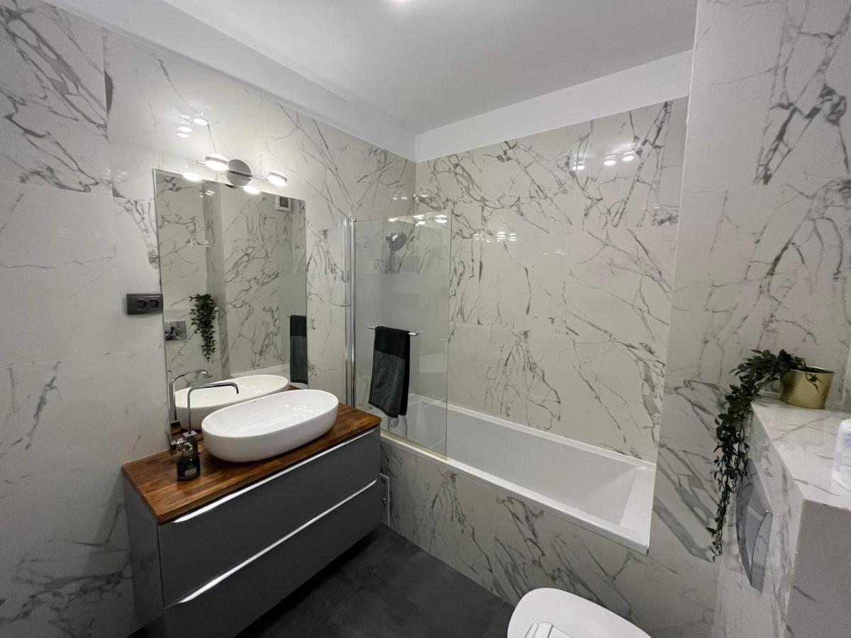 Otium Apartment คลูจ-นาโปกา ภายนอก รูปภาพ