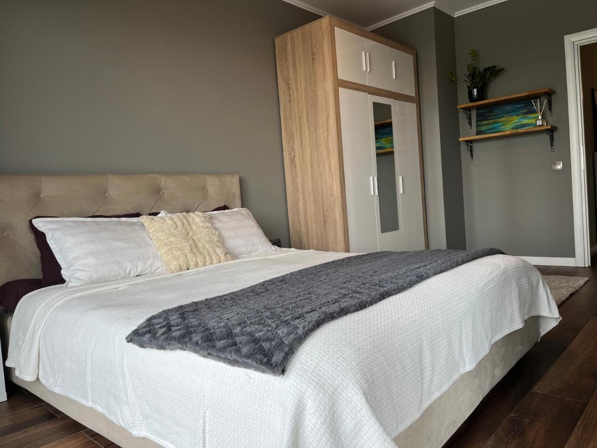 Otium Apartment คลูจ-นาโปกา ภายนอก รูปภาพ
